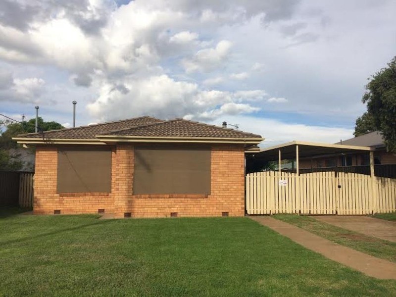 48 Howard Avenue, Dubbo NSW 2830