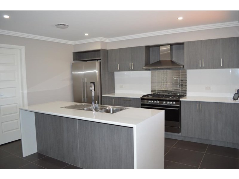 6 Linda Drive, Dubbo NSW 2830