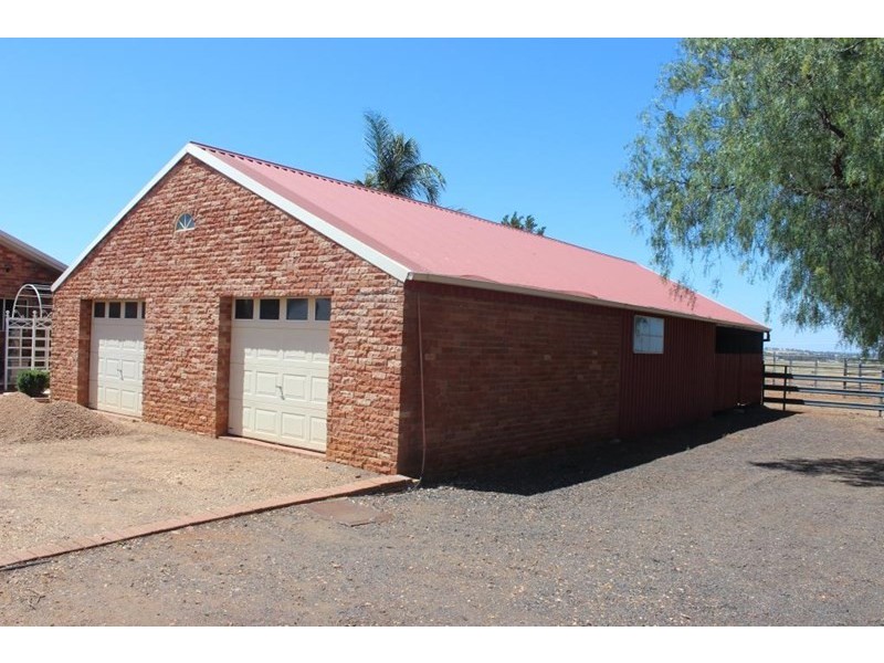 16R Wellington Road, Dubbo NSW 2830