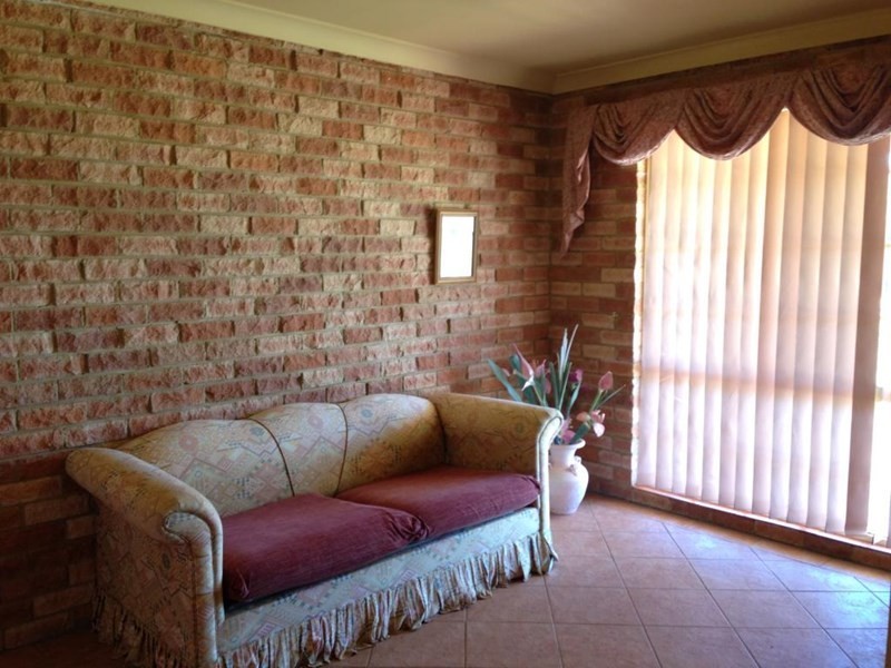 16R Wellington Road, Dubbo NSW 2830