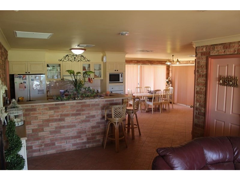 16R Wellington Road, Dubbo NSW 2830