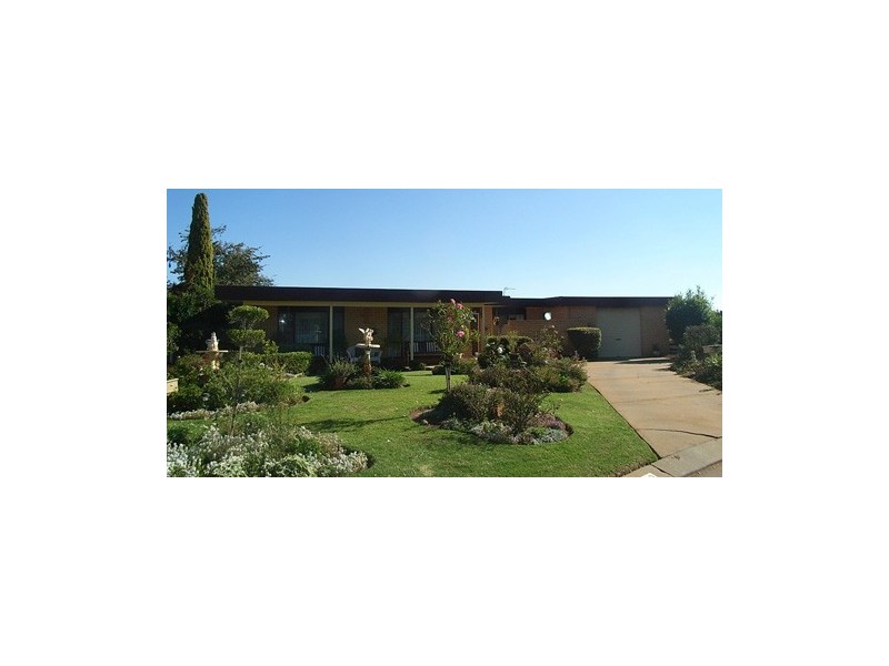 10 Mulga Court, Dubbo NSW 2830