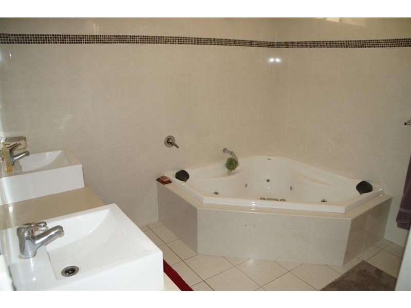 5 East Street, Dubbo NSW 2830