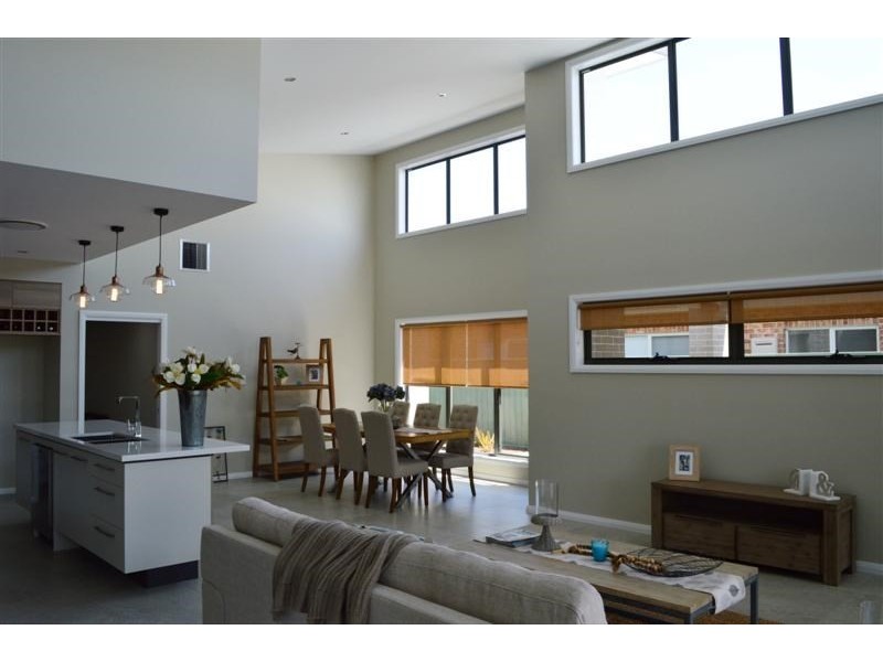 4 Southlakes Parade, Dubbo NSW 2830