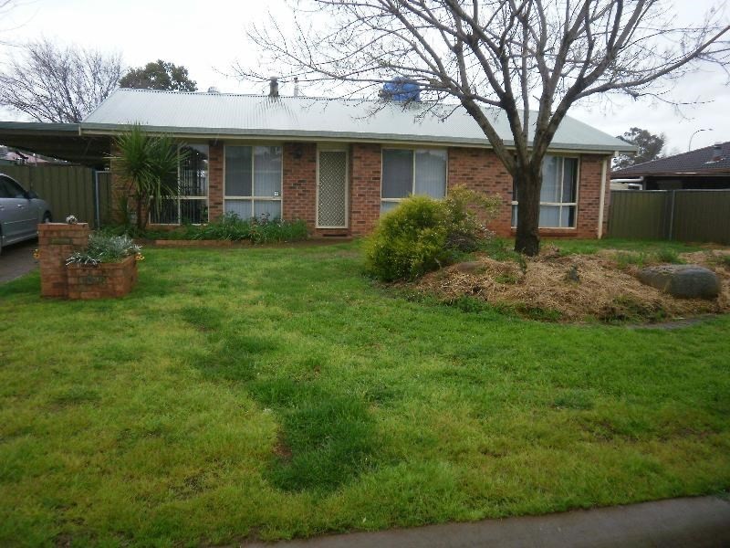 63 Sturt Circle, Dubbo NSW 2830