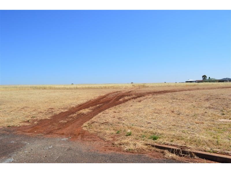 83 Linda Drive, Dubbo NSW 2830