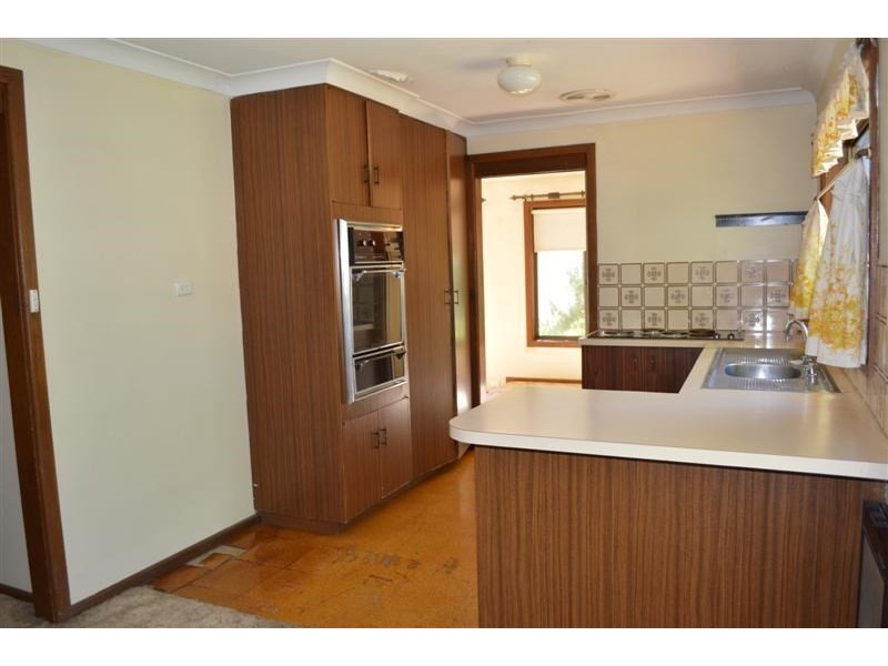 4 Kent Place, Dubbo NSW 2830