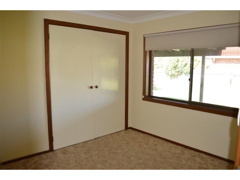 4 Kent Place, Dubbo NSW 2830