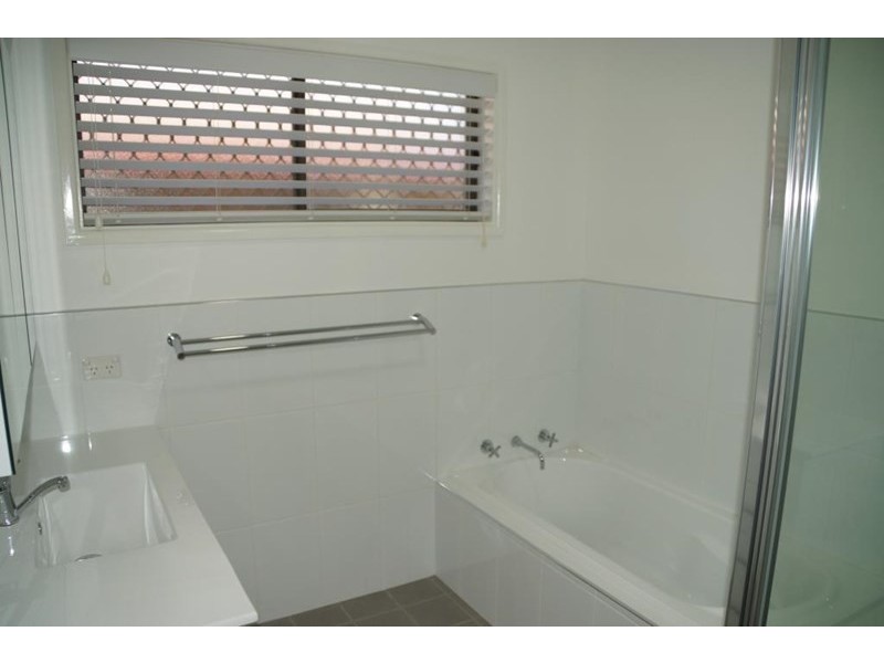 33 Brigalow Avenue, Dubbo NSW 2830