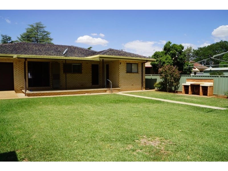 33 Brigalow Avenue, Dubbo NSW 2830