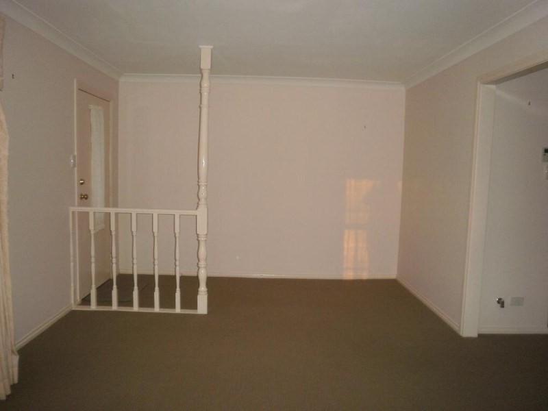 1/6-8 Sturt Circle, Dubbo NSW 2830