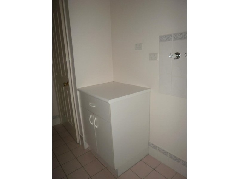 1/6-8 Sturt Circle, Dubbo NSW 2830