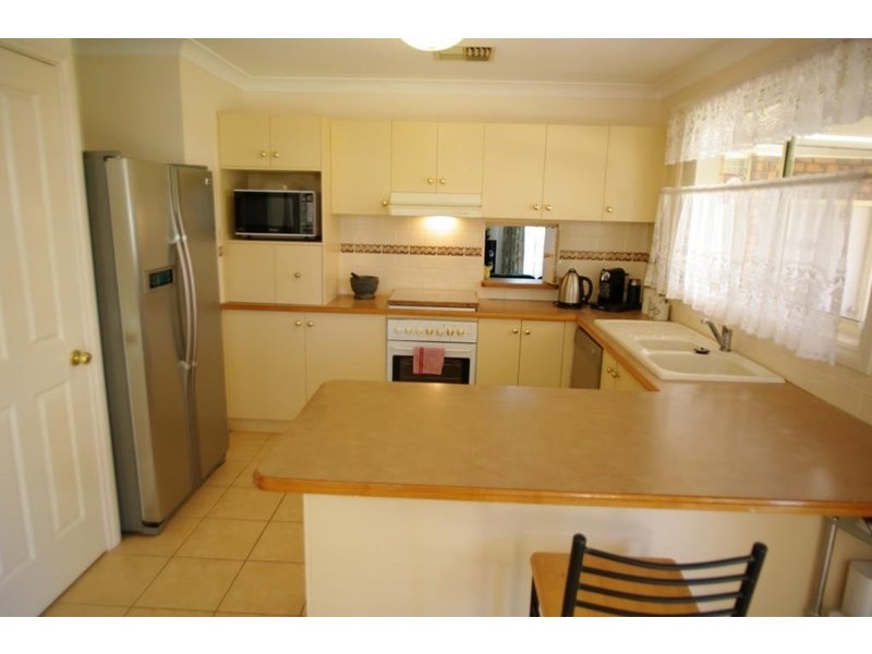 14 Catchpole Close, Dubbo NSW 2830