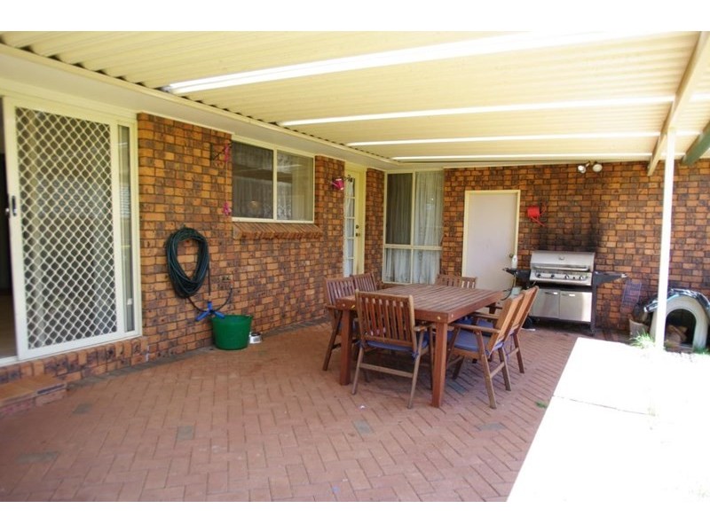 14 Catchpole Close, Dubbo NSW 2830