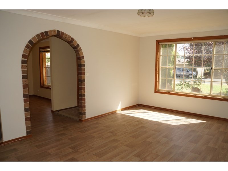 24 Lindsay Place, Dubbo NSW 2830