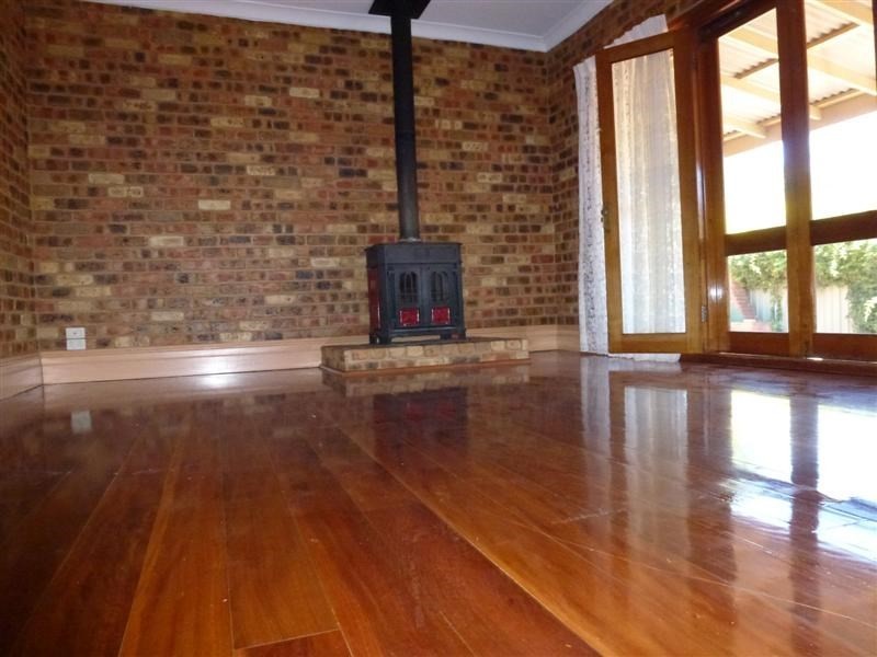 15 Erica Close, Dubbo NSW 2830