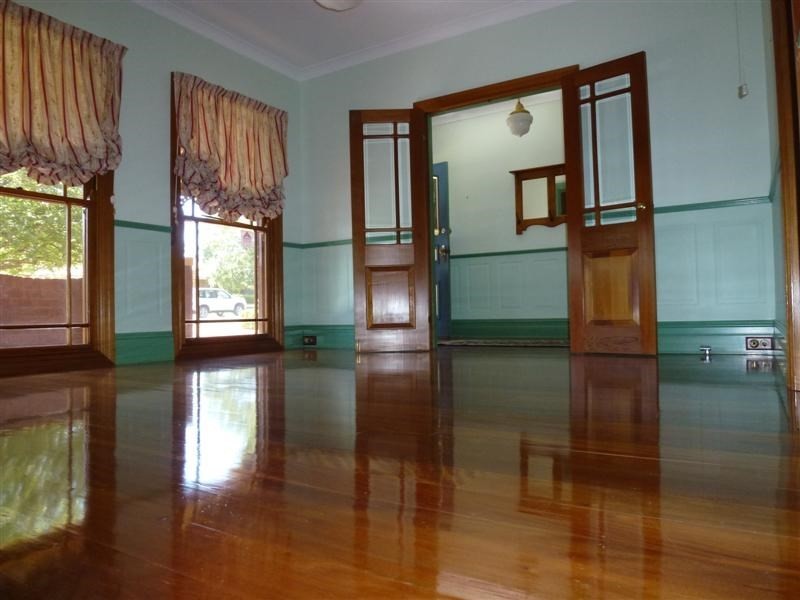 15 Erica Close, Dubbo NSW 2830