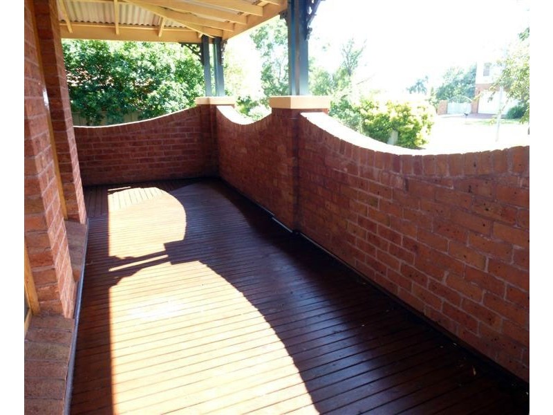 15 Erica Close, Dubbo NSW 2830