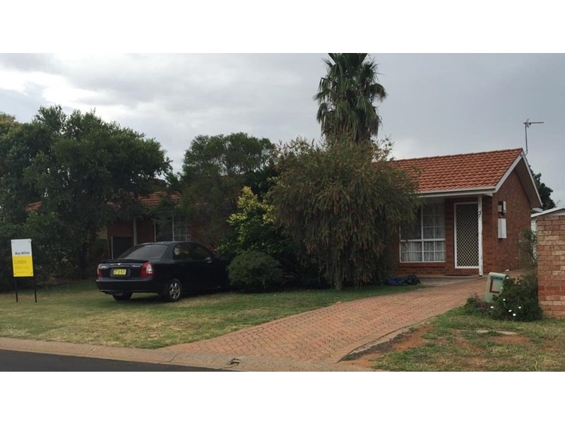3 Kingfisher Street, Dubbo NSW 2830