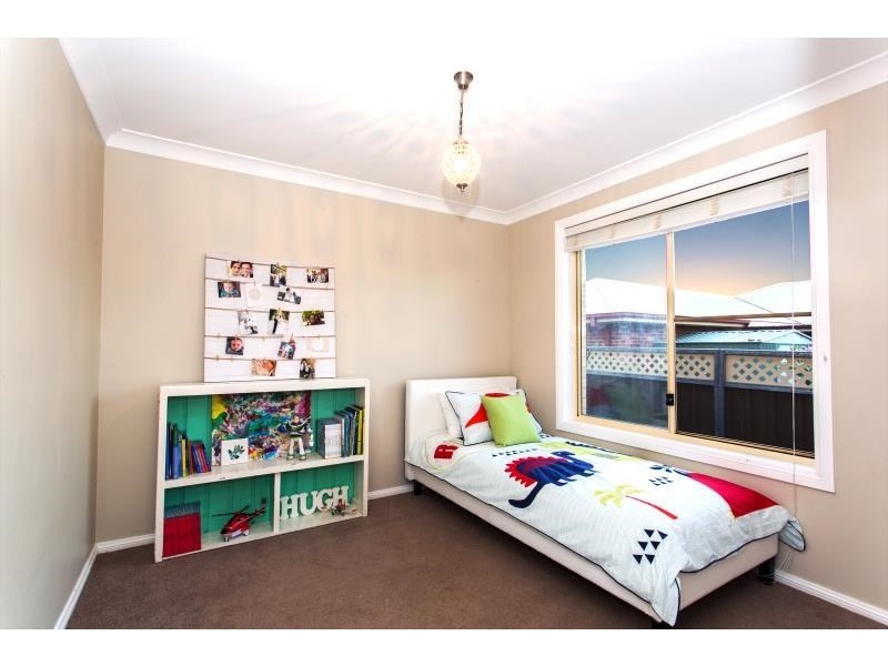 14 Ken McMullen Place, Dubbo NSW 2830
