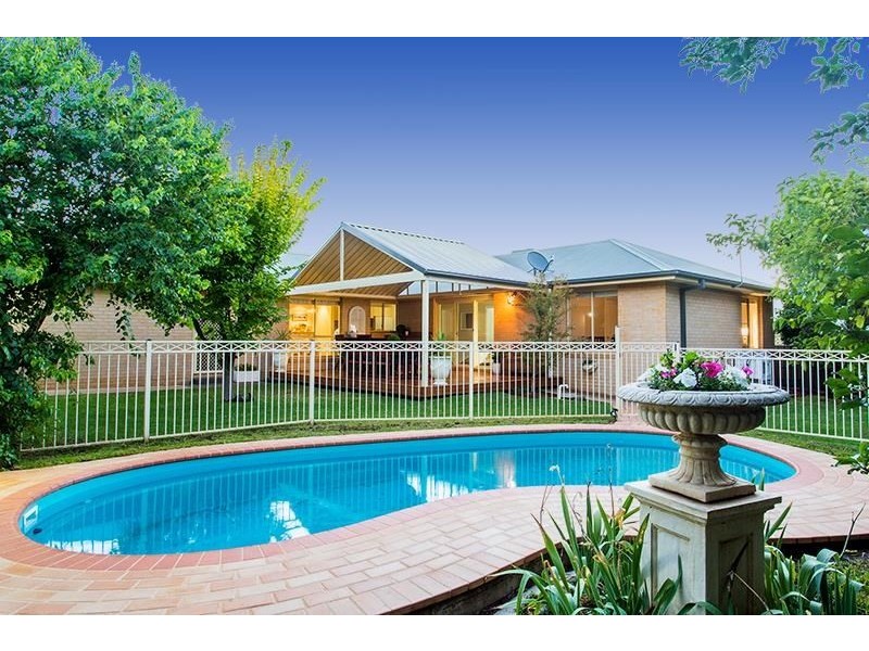 14 Ken McMullen Place, Dubbo NSW 2830