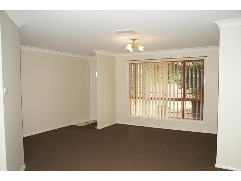 6A John Glenn Place, Dubbo NSW 2830