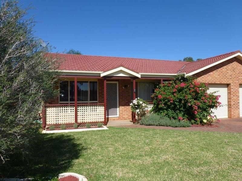 3 Pegasus Place, Dubbo NSW 2830