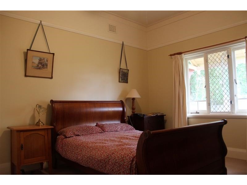 106 Gipps Street, Dubbo NSW 2830