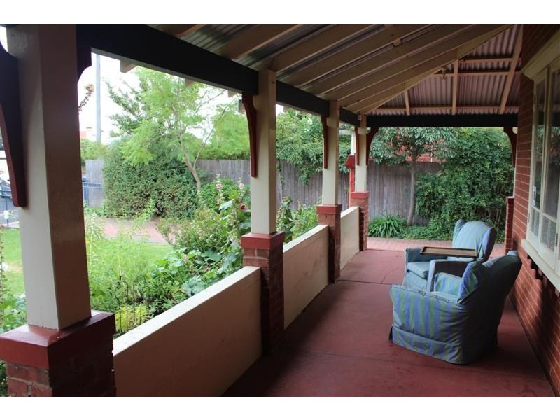 106 Gipps Street, Dubbo NSW 2830