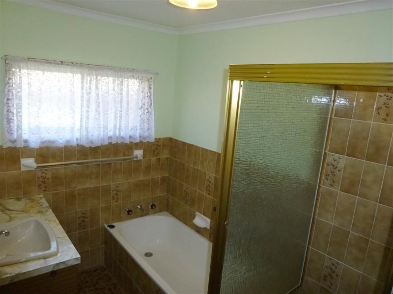 27 Moonah Street, Dubbo NSW 2830