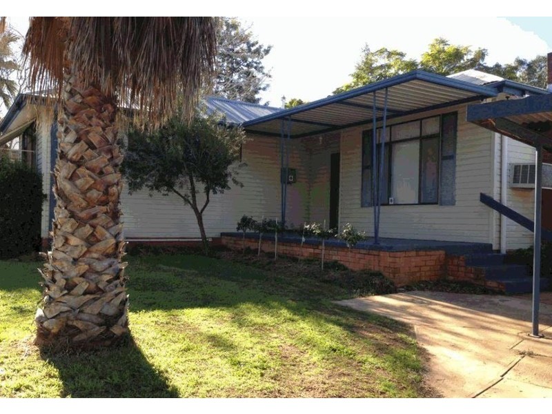 26 Dalton Street, Dubbo NSW 2830