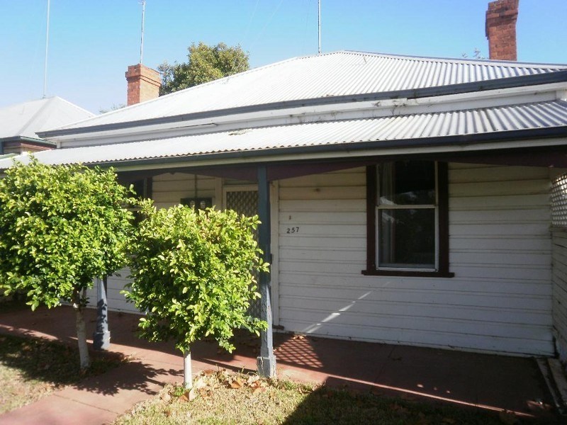 257 Darling Street, Dubbo NSW 2830