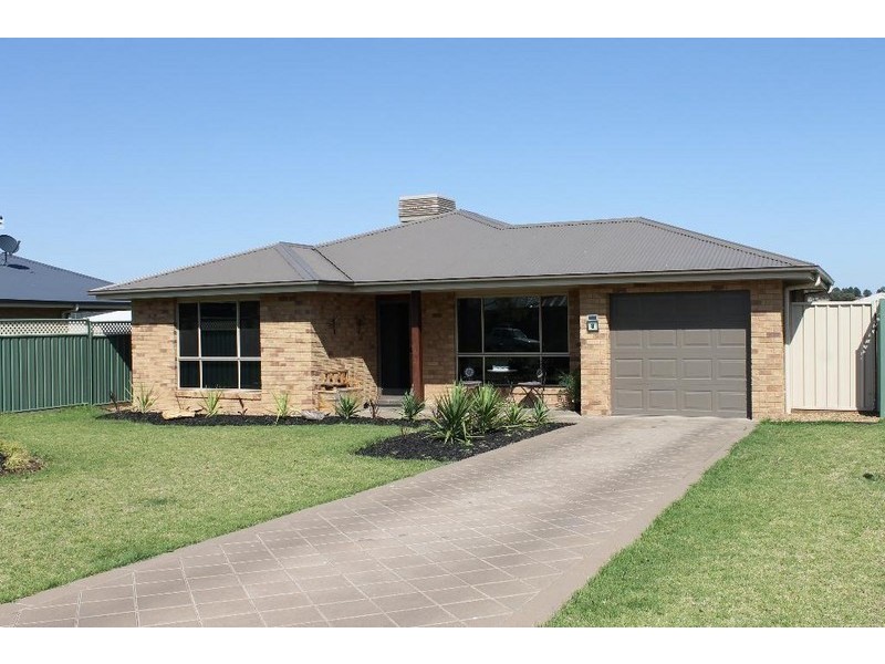 8 Javea Close, Dubbo NSW 2830
