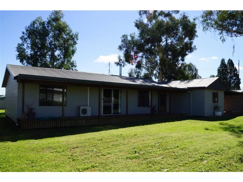 32 Barbigal Street, Dubbo NSW 2830