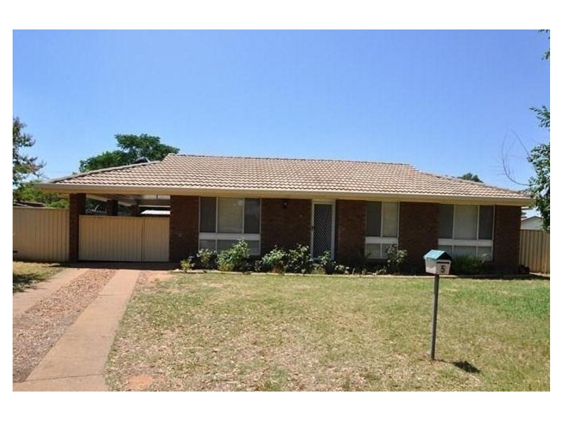 5 Nona Place, Dubbo NSW 2830