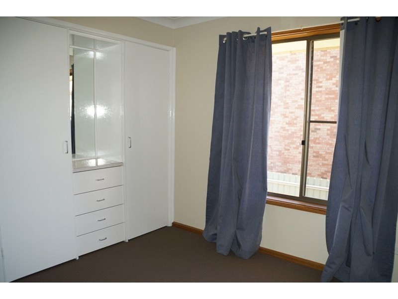 1/5 Forrest Crescent, Dubbo NSW 2830