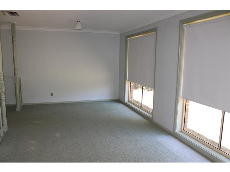 1/4 Clearwater Place, Dubbo NSW 2830