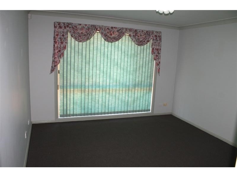 1/4 Clearwater Place, Dubbo NSW 2830