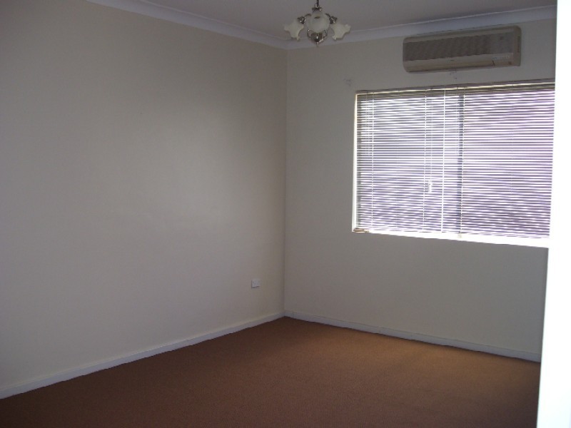 111 Bultje Street, Dubbo NSW 2830