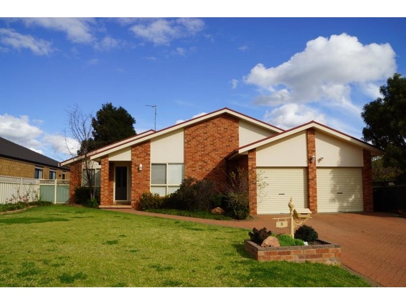 5 Oakmont Avenue, Dubbo NSW 2830