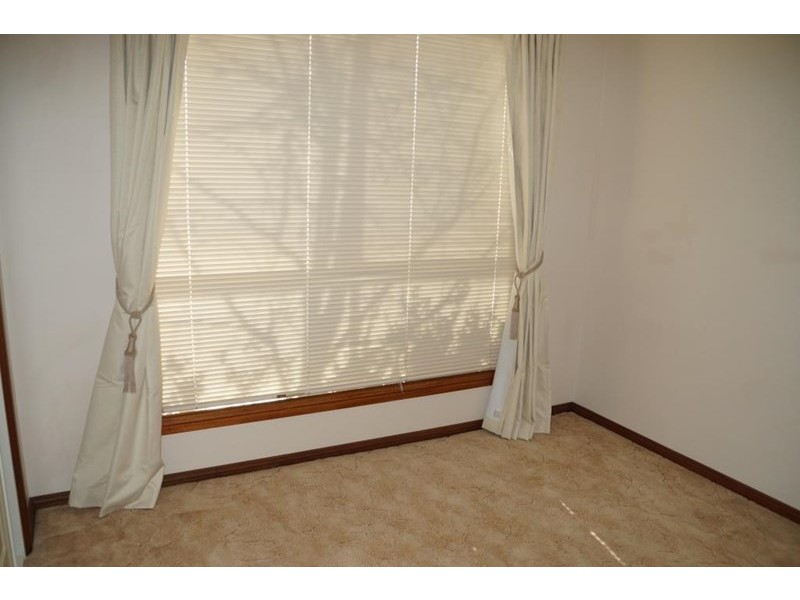 5 Oakmont Avenue, Dubbo NSW 2830