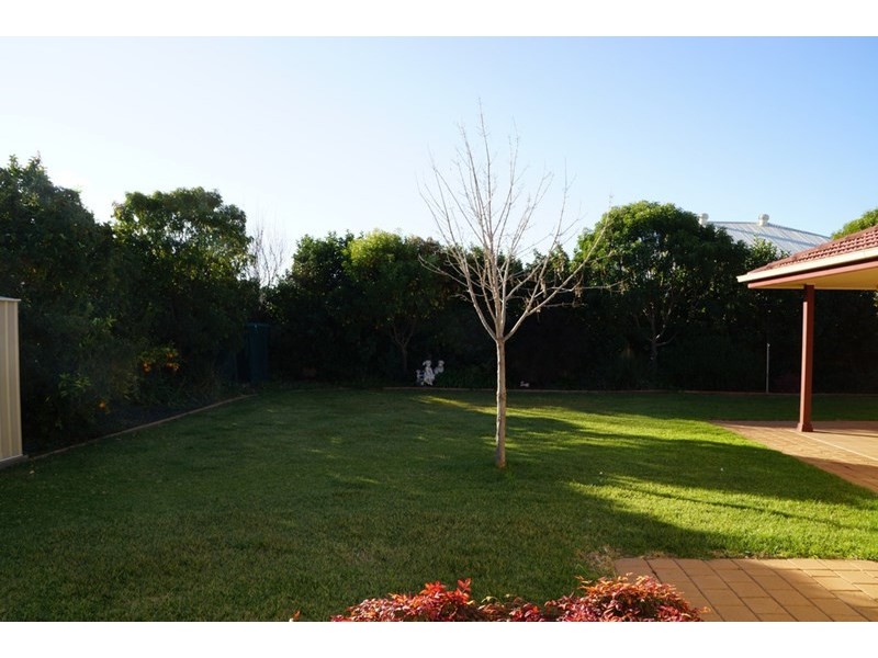 8 William Farrer Drive, Dubbo NSW 2830