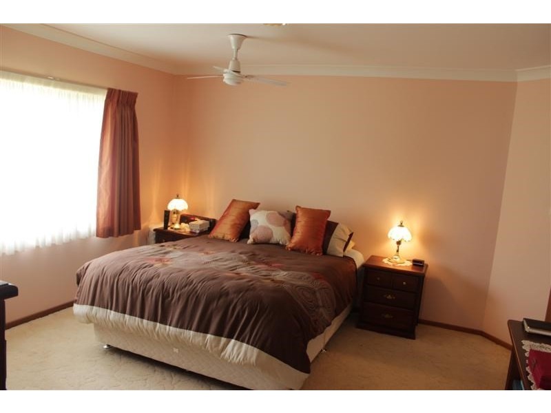 21 Colony Crescent, Dubbo NSW 2830