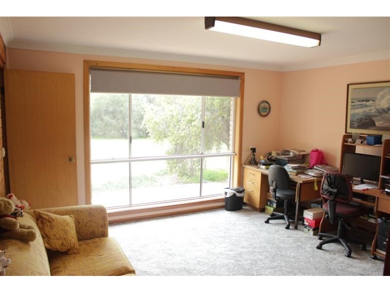 21 Colony Crescent, Dubbo NSW 2830