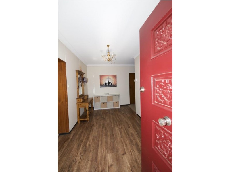 15 Beveridge Crescent, Dubbo NSW 2830