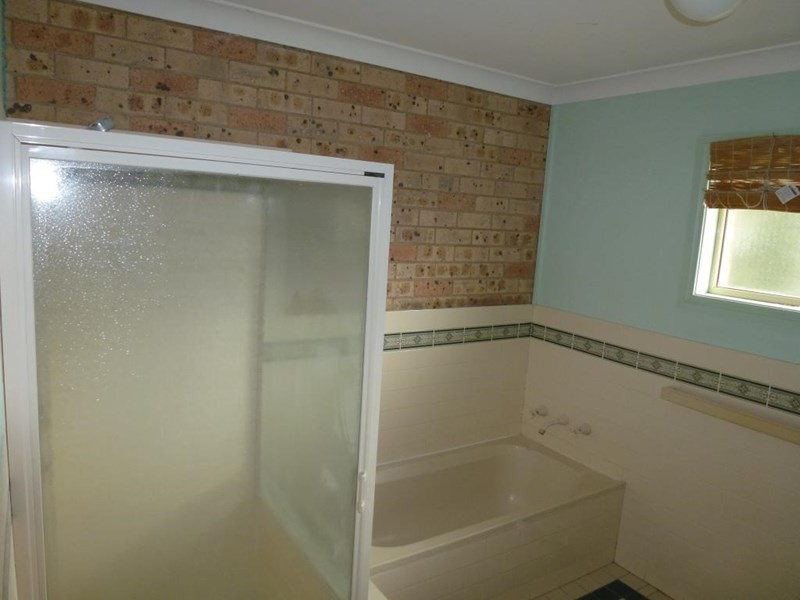 1 and 2/12 John Glenn Place, Dubbo NSW 2830