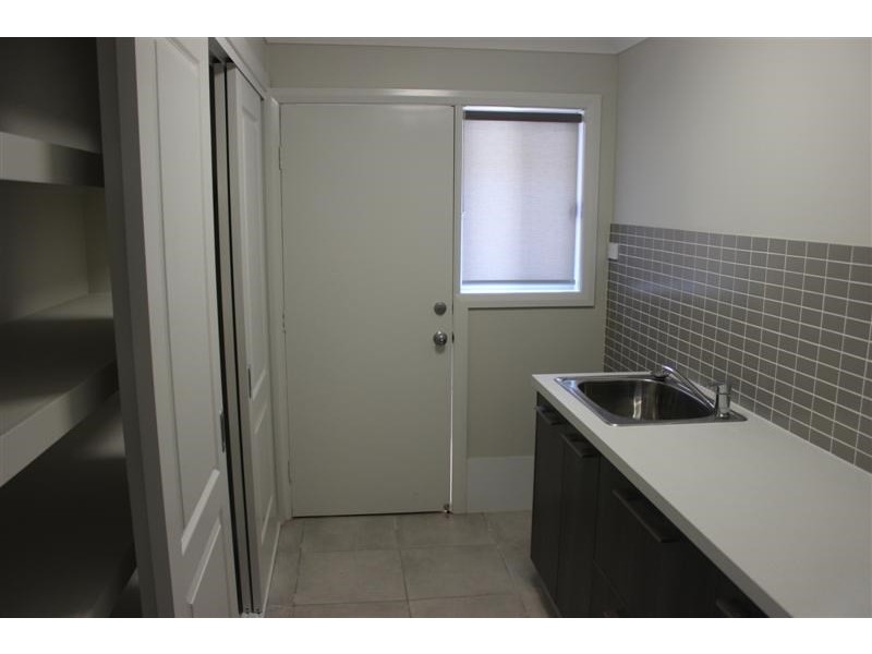 2 Champagne Drive, Dubbo NSW 2830