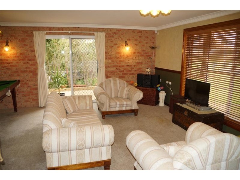 6 Narran Place, Dubbo NSW 2830