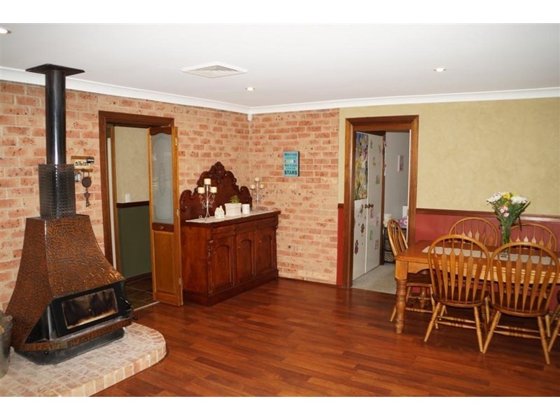 6 Narran Place, Dubbo NSW 2830