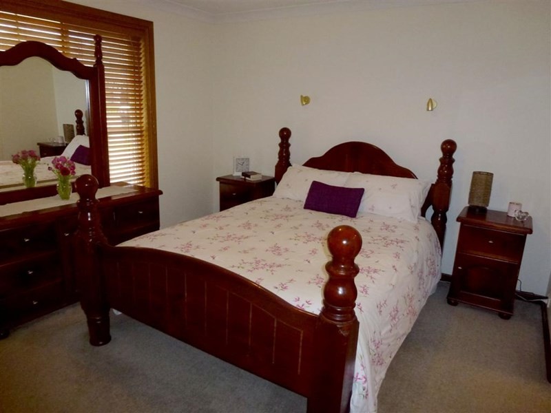 6 Narran Place, Dubbo NSW 2830